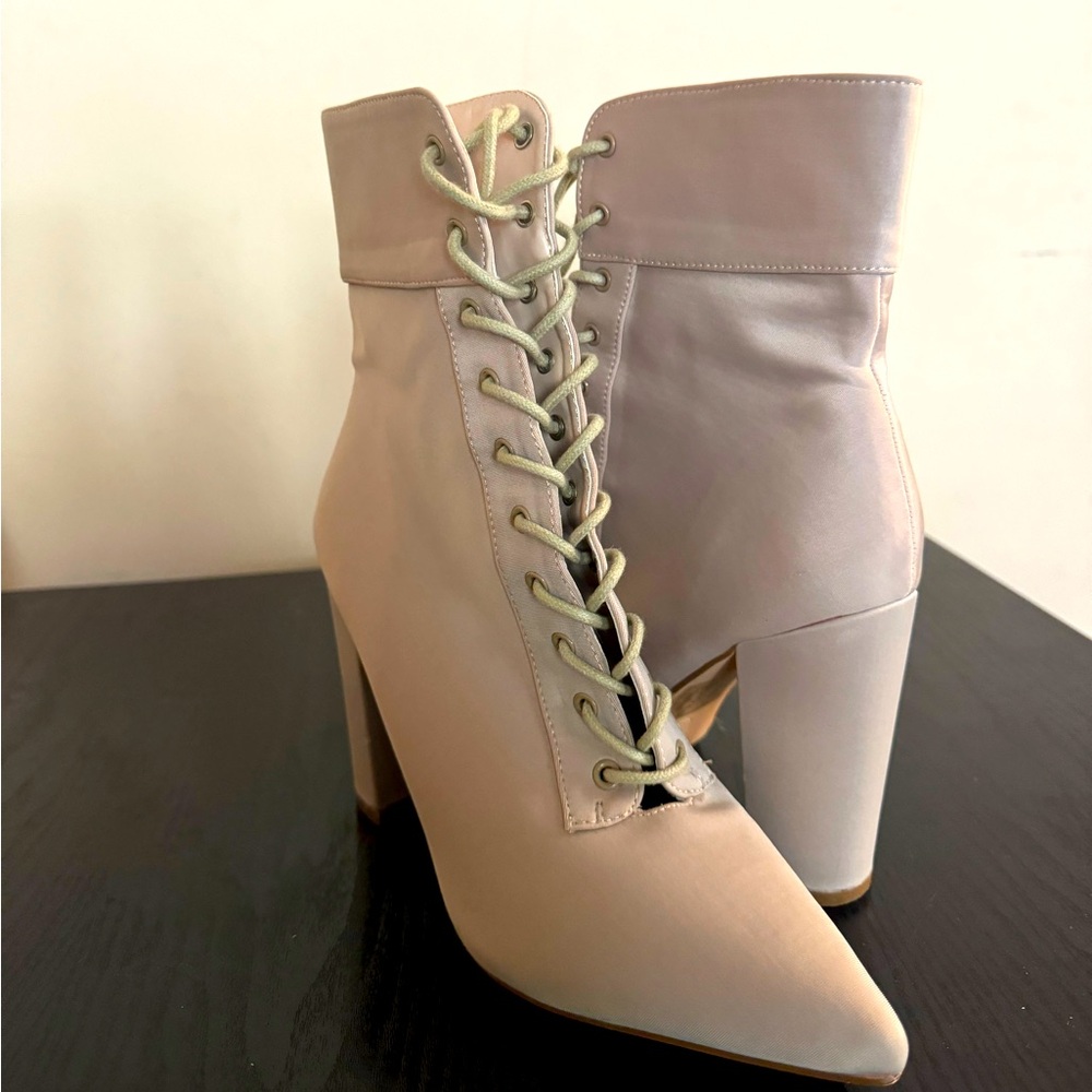 Women booties